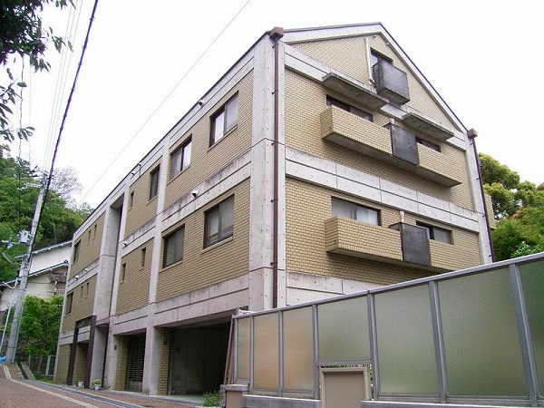 閑静な住宅街のメゾネットタイプファミリーマンション 兄弟・友人同士でもOKの投稿ブログの詳細