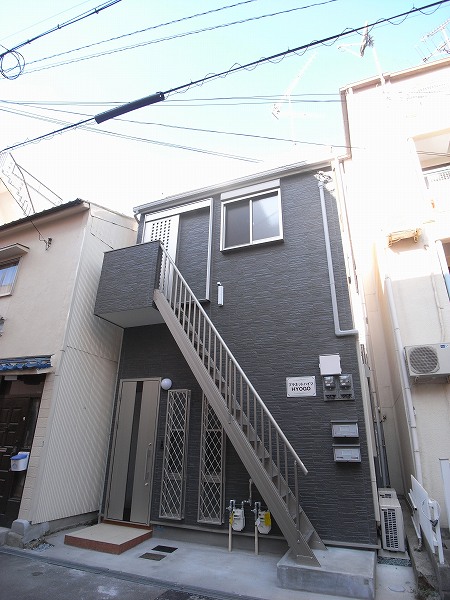 神戸市兵庫区塚本通の賃貸物件外観写真