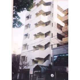 神戸市兵庫区駅前通の賃貸物件外観写真