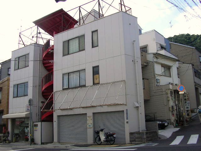 神戸市中央区中島通の賃貸物件外観写真
