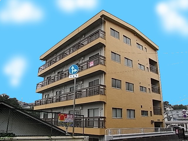 神戸市北区鈴蘭台東町の賃貸物件外観写真