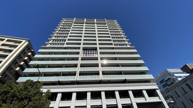 神戸市中央区海岸通(JR東海道本線(近畿)元町駅)のマンション賃貸物件 外観写真