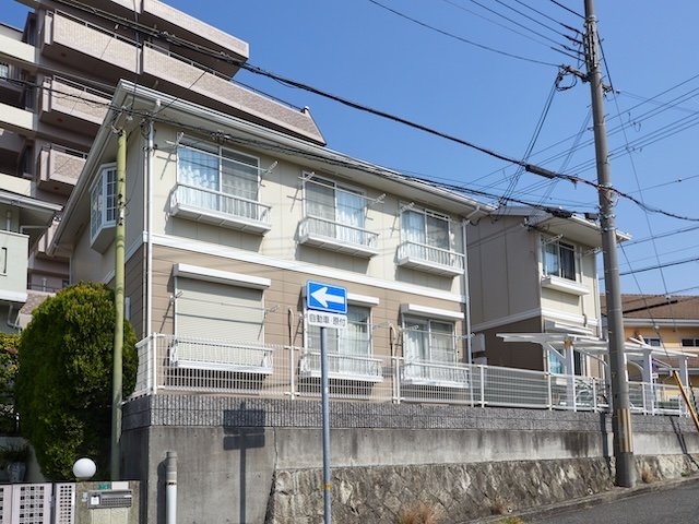 神戸市須磨区多井畑東町の賃貸