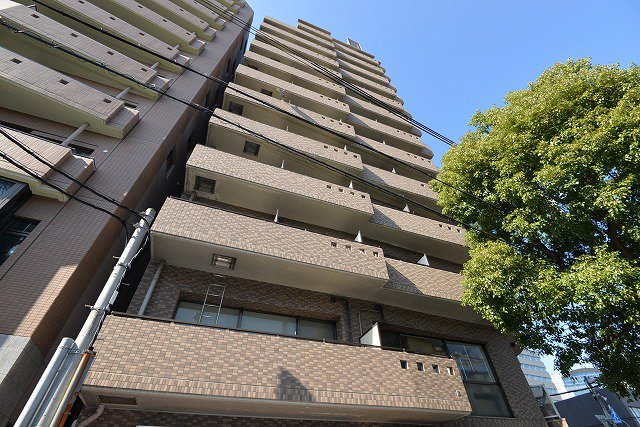 神戸市中央区浜辺通(JR東海道本線(近畿)三ノ宮駅)のマンション賃貸物件 外観写真