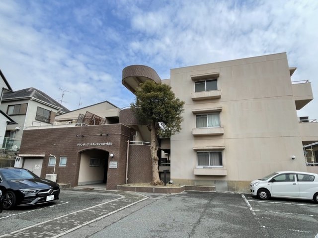 神戸市中央区野崎通(阪急神戸線春日野道駅)のマンション賃貸物件 外観写真