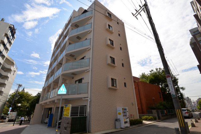 神戸市中央区下山手通(JR東海道本線(近畿)元町駅)のマンション賃貸物件 外観写真