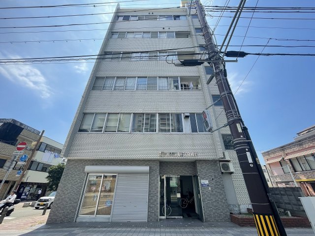 神戸市須磨区寺田町(山陽電鉄線板宿駅)のマンション賃貸物件 外観写真