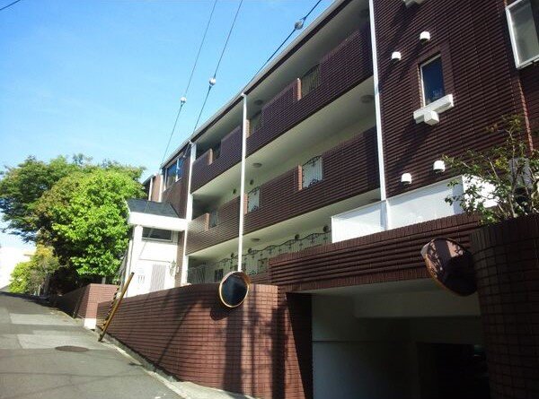 神戸市東灘区森北町(JR東海道本線(近畿)甲南山手駅)のマンション賃貸物件 外観写真