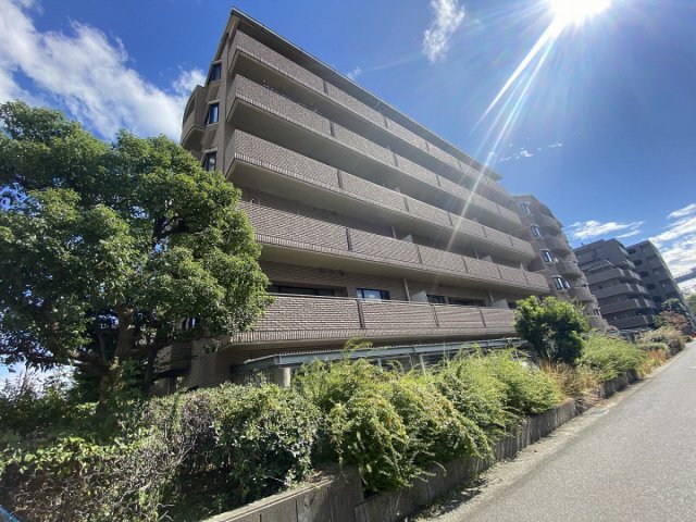 神戸市東灘区魚崎南町(阪神本線魚崎駅)のマンション賃貸物件 外観写真