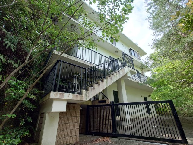 西宮市甲陽園目神山町の賃貸