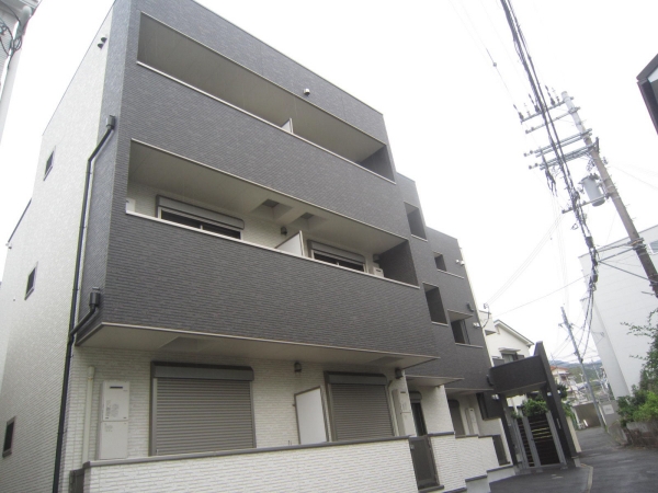 神戸市須磨区月見山本町（山陽電鉄線月見山駅）のアパート賃貸物件 外観写真