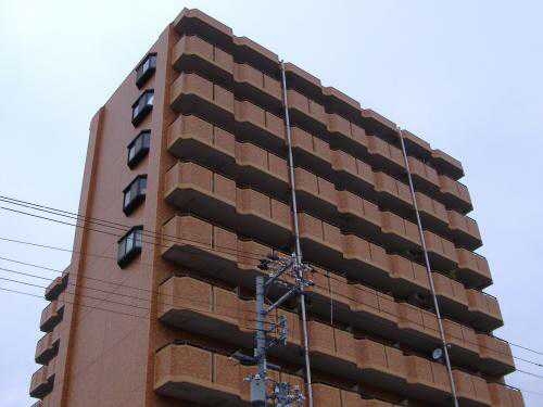 神戸市長田区神楽町（ＪＲ山陽本線新長田駅）のマンション賃貸物件 外観写真