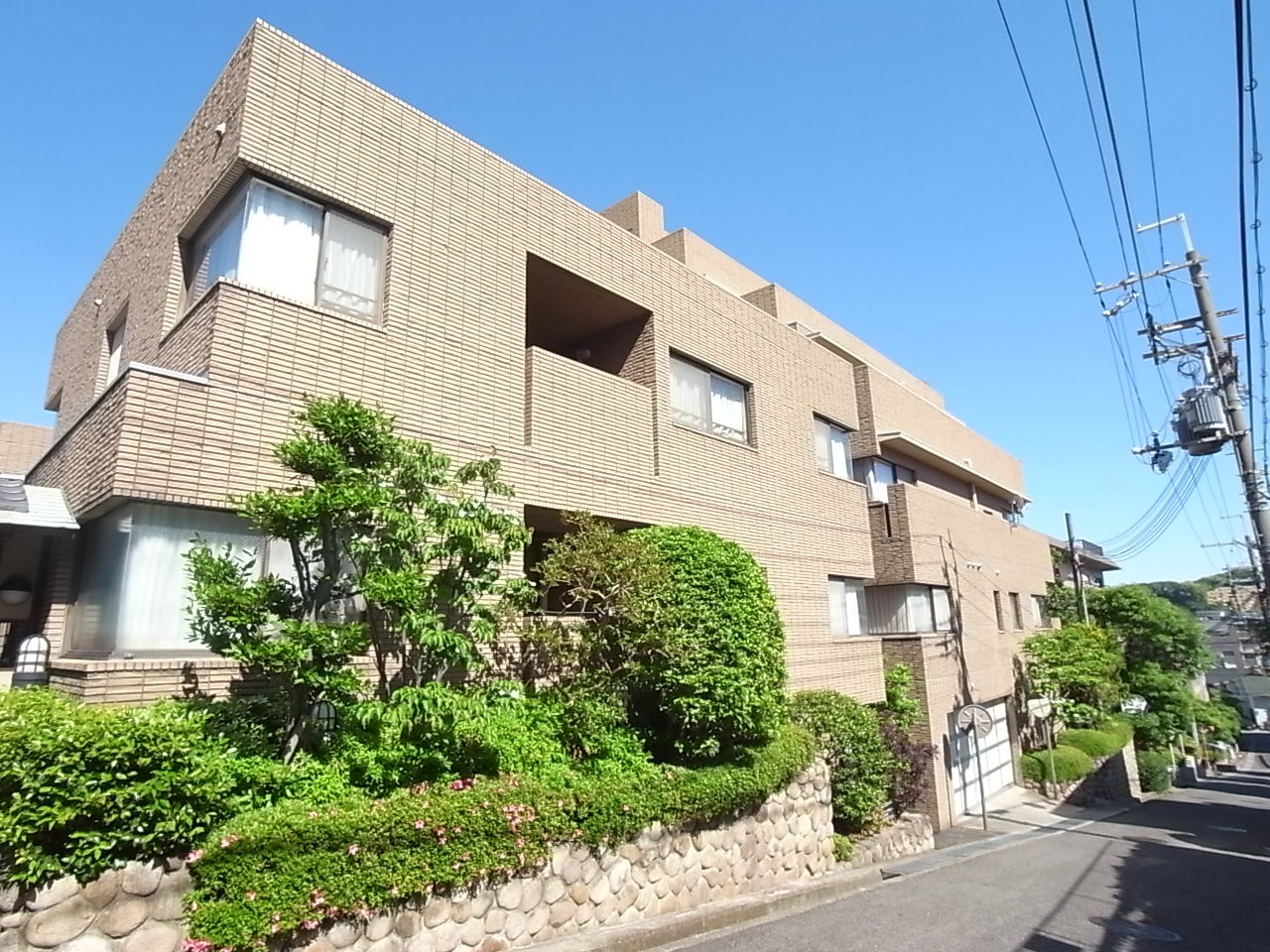 西宮市老松町の賃貸