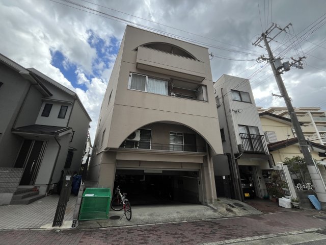西宮市甲子園九番町の賃貸