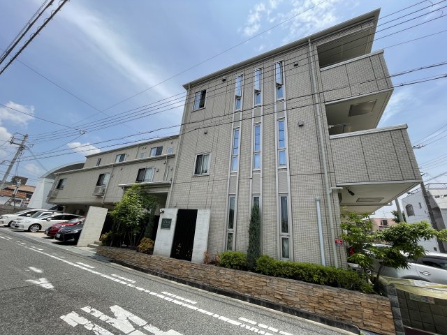 西宮市甲子園三保町の賃貸