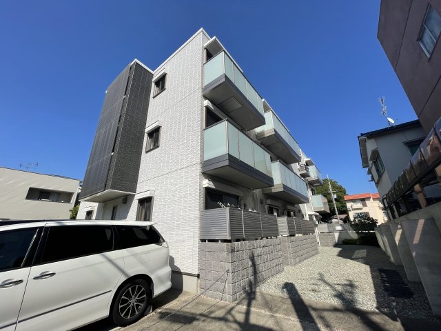 西宮市小松南町の賃貸