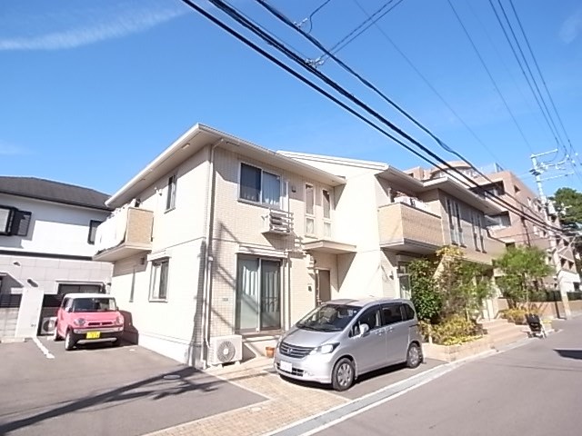 西宮市段上町の賃貸